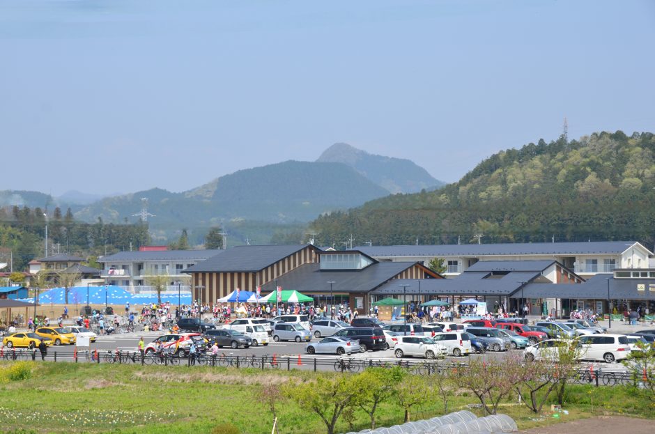 道の駅やいた　農産物直売所「旬鮮やいた」